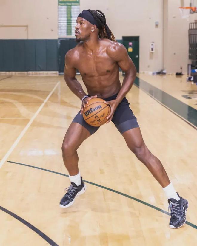 队其他攻击 队其他攻击