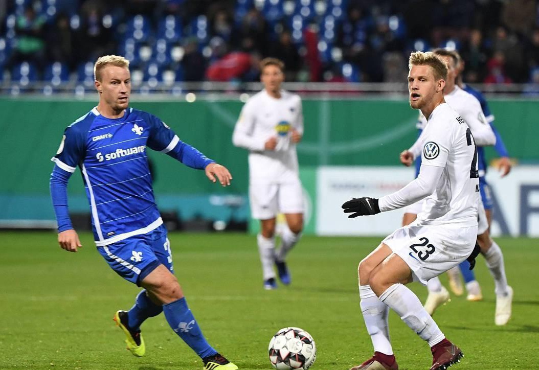 的三角同框 的三角同框